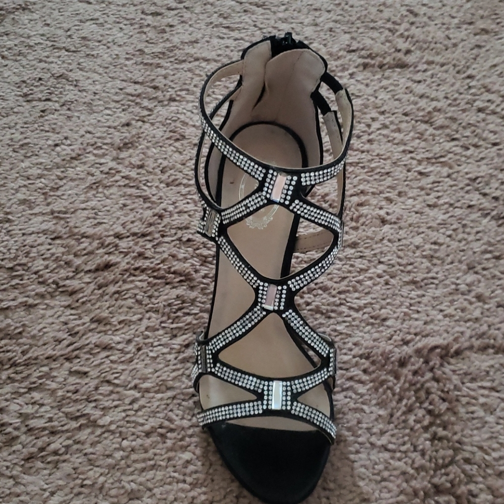 Shoes - Picture 2 of 3